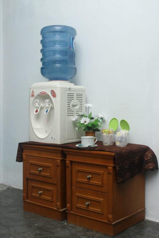 Kuala Namu Guest House Medan Exterior foto